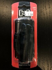 Hosa YPP-111 Y Cable - 1/4" TS Male to Dual 1/4" TS Female
