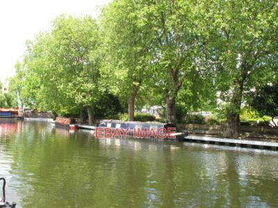 PHOTO  VALERIE MAY - NARROWBOAT IN LITTLE VENICE  2015