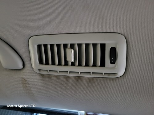 Roof air vent grille