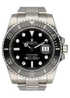 Rolex Submariner Date 116610LN Mens Watch Box Papers