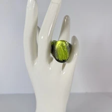 Murano Style Green Glass Ring Size 8 Abstract Design VTG 2