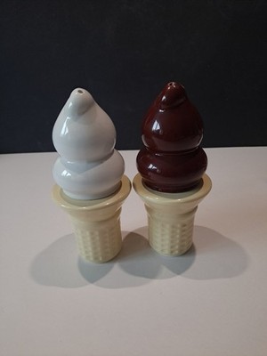Dairy Queen Eistüte Schokolade Vanille Salz Pfefferstreuer Set. Keramik 
