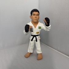 Round 5 MMA Ultimate Collector Figures Guide 76