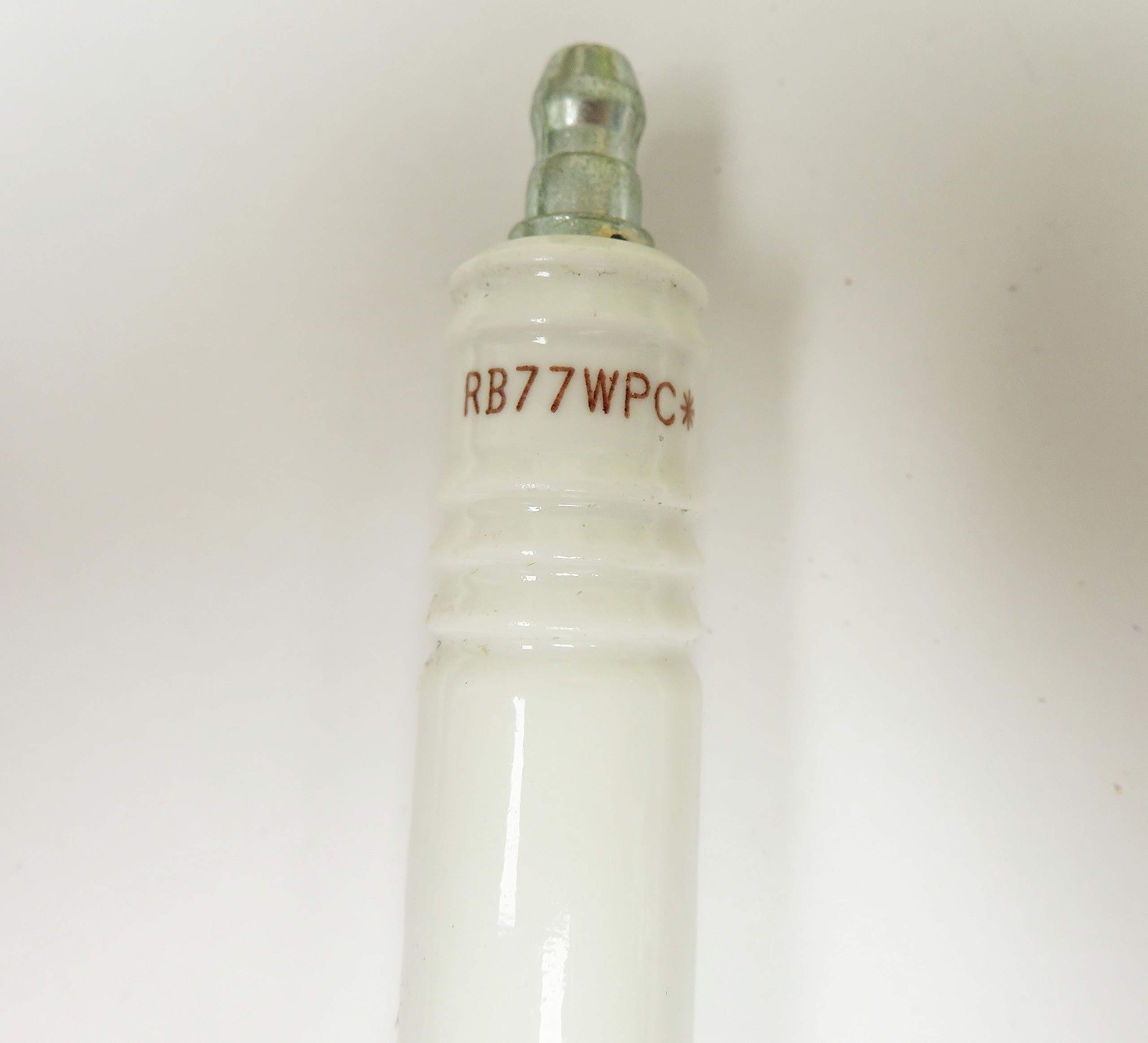 Champion RB77WPC Industrial Spark Plug Catalog Number 636
