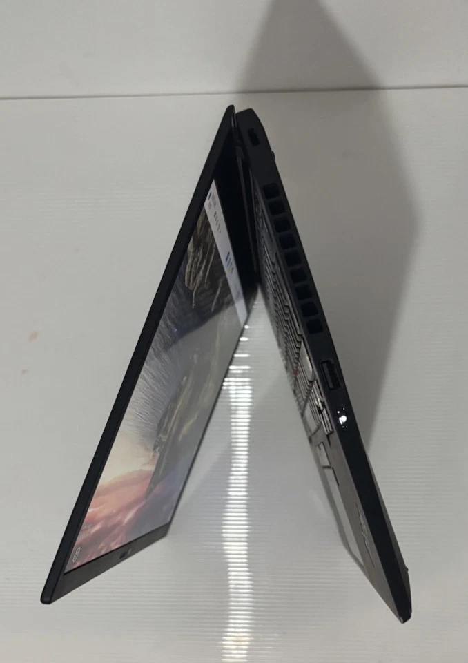 Lenovo Thinkpad X1 Carbon Gen 7 | I7-8565U 1,8GHz | 16Go | 256Go | W11 PRO - Photo 4/4