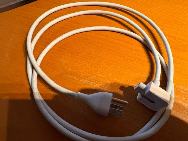 100% Genuine Apple MacBook Laptop Charge Cable MagSafe 45W Power Adapter Cord