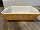 PYREX Vintage 1 1/2 Quart Butterfly Floral YELLOW Dish Made In The USA 0503 Oven