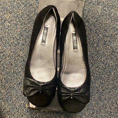 Womens Ecco slips black suede and leather shoes (size 36 | US 5-5.5)