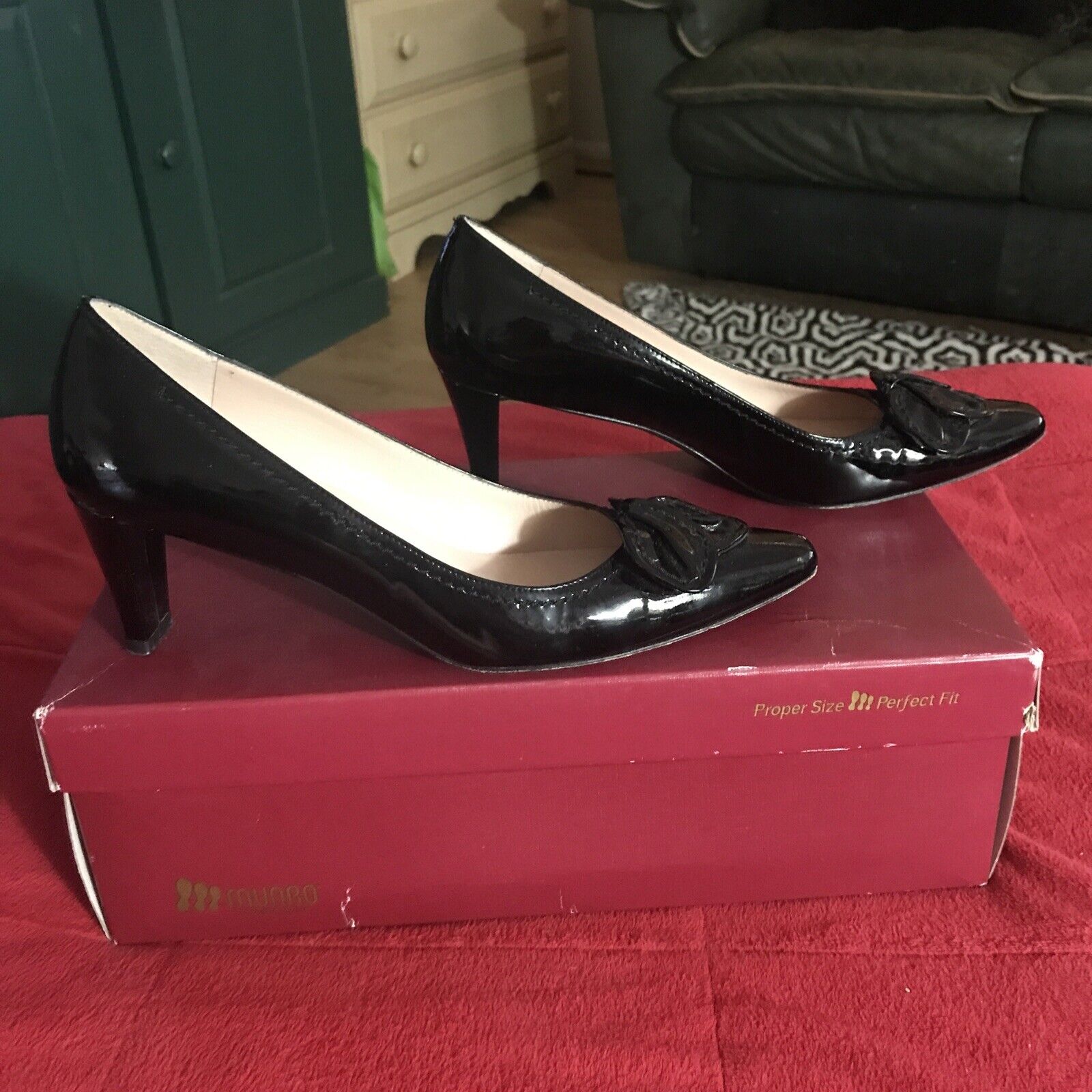 Picture 4 of 10