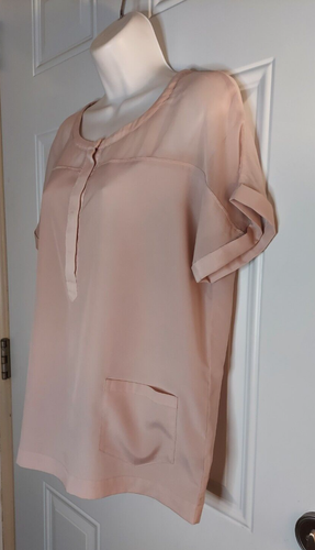 The Limited Short Sleeve Blush 1/2 Button Tunic Top Blouse Sheer Shoulder MED - Picture 3 of 4