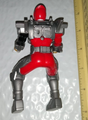 Patrol Bike Red :Power Rangers SPD Action Figure Bandai  Only missing right hand