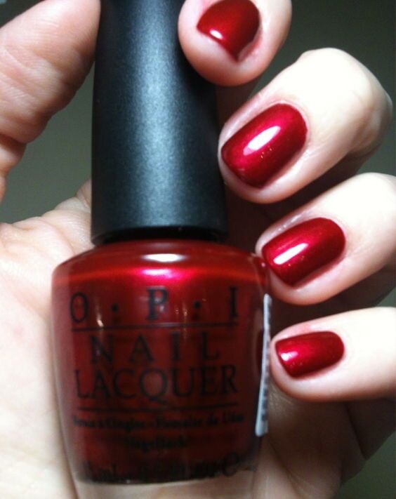 Brand New & Genuine OPI Nail-Lacquer-Polish-15ml I’m Not Really A Waitress (H08)