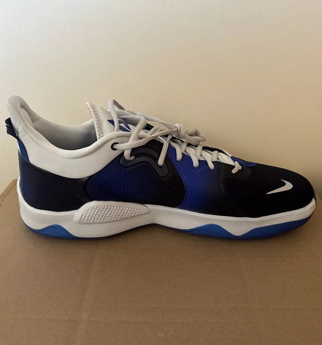 Nike Mens 18 PG 5 PlayStation5 Flip Paul George Basketball
