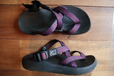 chaco hip thong