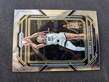 2023 Panini Prizm Basketball Card # 101 Isabelle Harrison - Chicago Sky (NM)