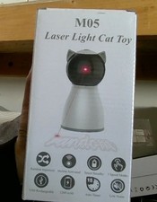 laser light cat toy
