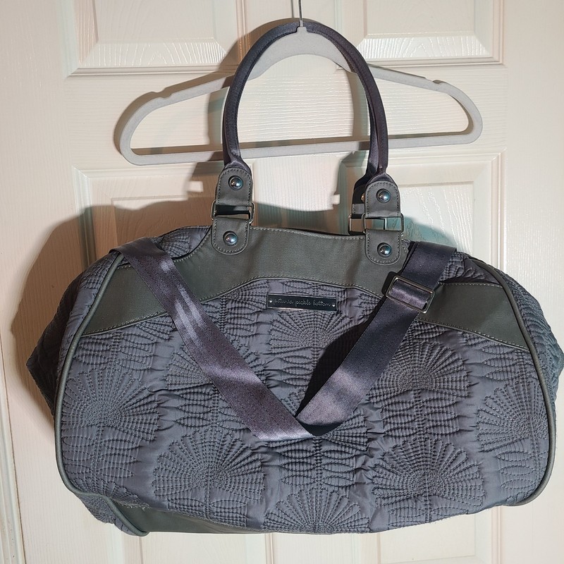 Patunia Pickle Bottom Grey Overnight/Duffel Bag