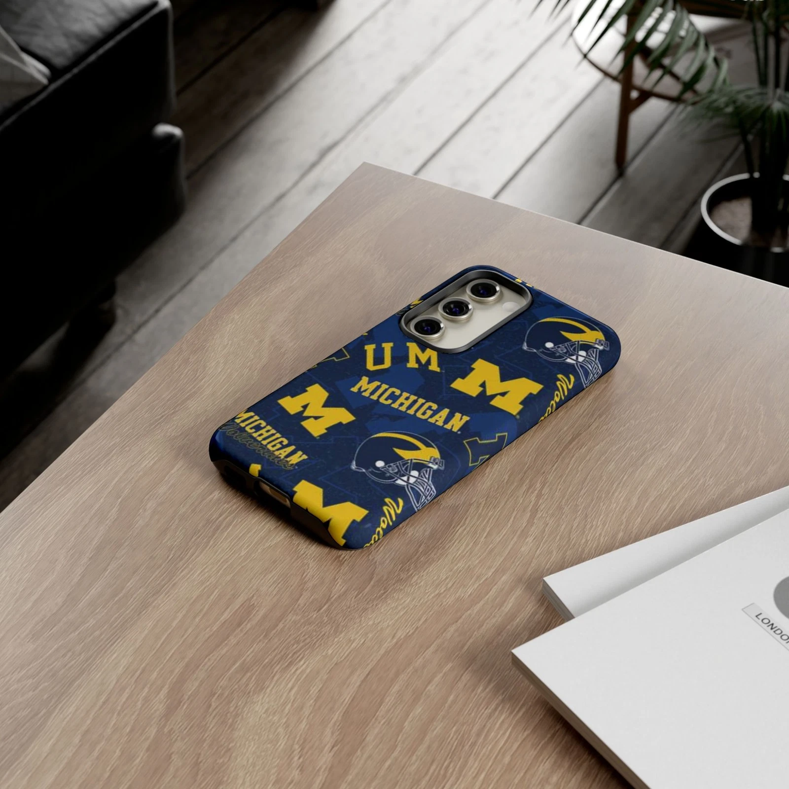 Michigan Wolverines Apple iPhone Cases