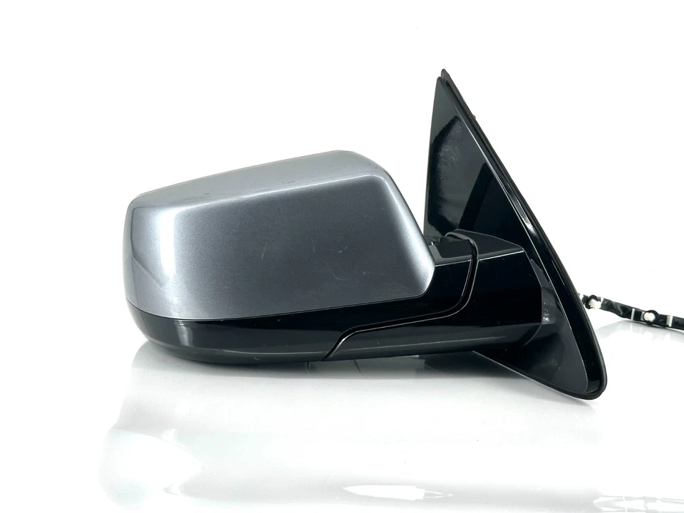 OEM 2015-2018 GMC Yukon Right Passenger’s Side W/Blind Spot Alert Door Mirror - Image 2 of 4