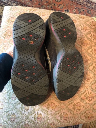Womens NIKE BLACK AND Pink SNEAKERS SIZE 7.5 - 第 6/8 張圖片