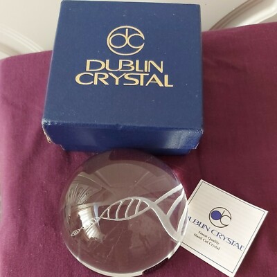 VERPACKTER DUBLIN KRISTALL BRIEFBESCHWERER 