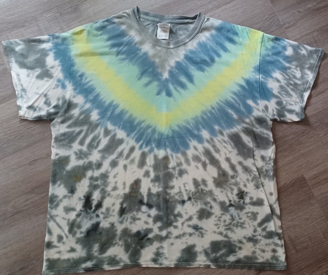 Men's Tie Dye T-Shirt - Size XL