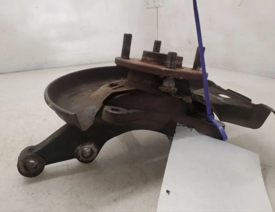 2004-2006 Scion xA xB Front Left Driver Spindle Knuckle W/o Abs Assembly Oem — 第 2/4 张图片