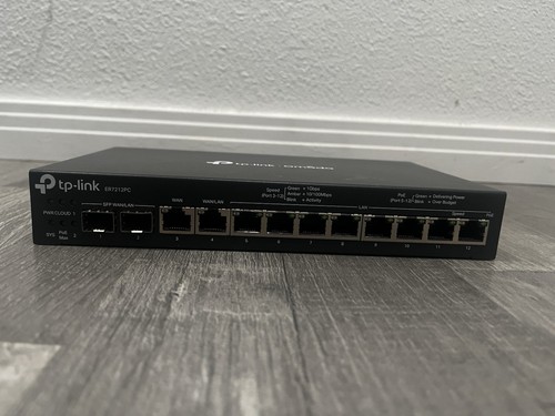 TP-Link ER7212PC Omada PoE Switch & Controller 3-in-1 Gigabit VPN Router - Picture 2 of 5