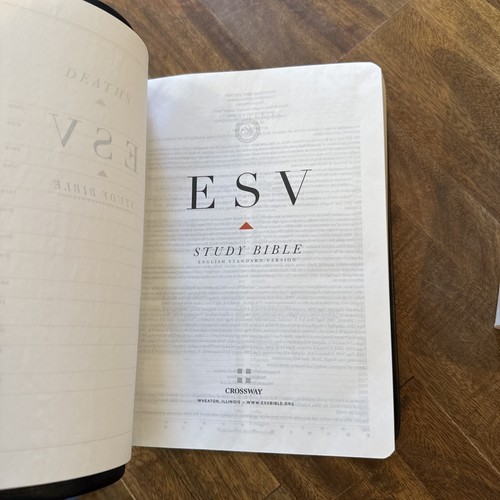 Rare Crossway 2008 ESV Study Bible Genuine Calfskin Leather Excellent - Picture 4 of 7
