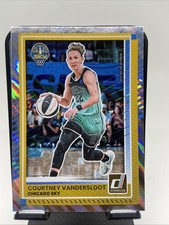 2025 Panini Donruss WNBA - Courtney Vandersloot #34 Lava