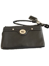 COACH Vintage Classic Black Leather Turn Lock Front Wristlet Wallet Hangtag
