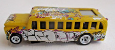 Auto World S'cool Bus HO Slot Car, CARFITTI ** NICE ONE