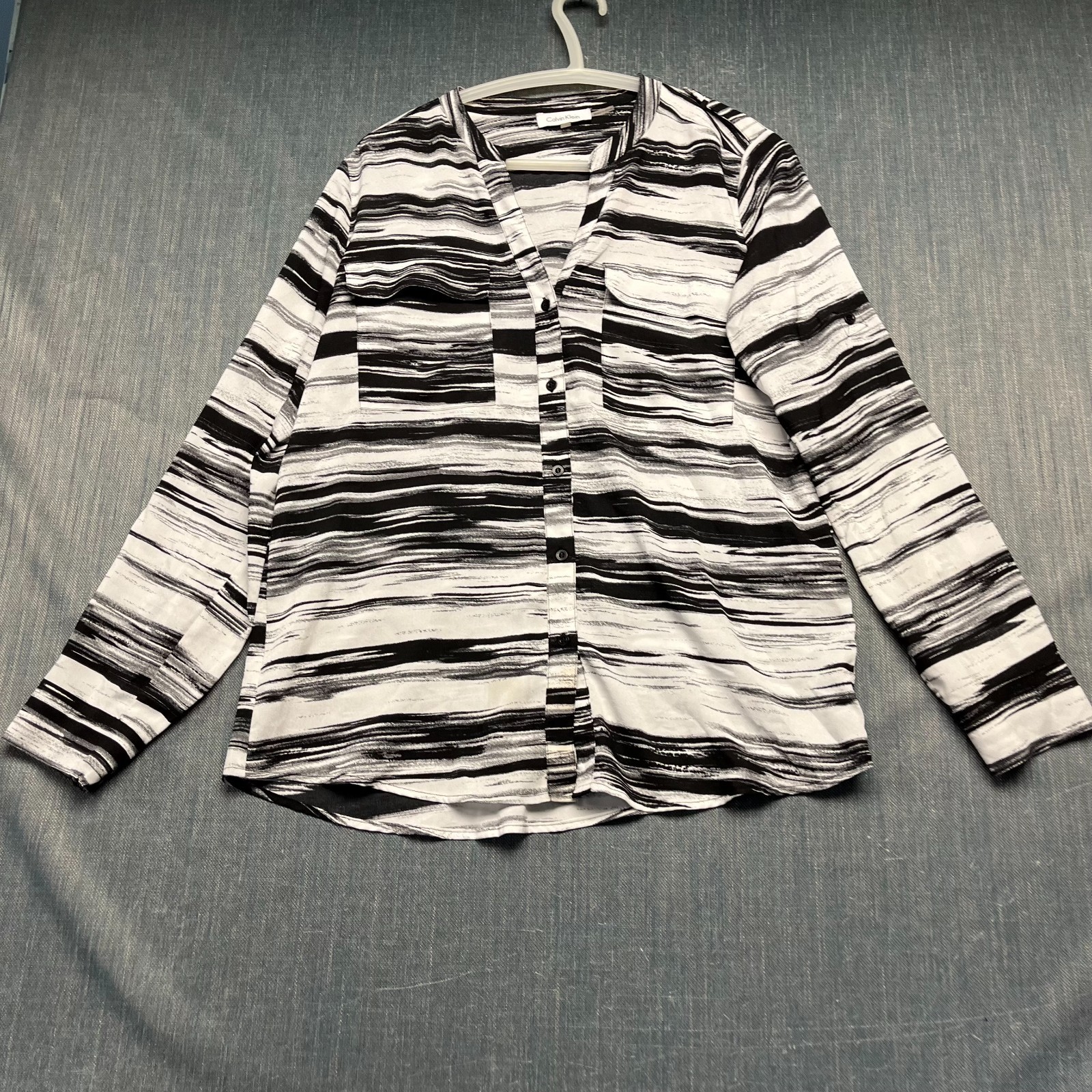 Calvin Klein Women's Blouse Size M Black White Abstract Stripe 100% Polyester
