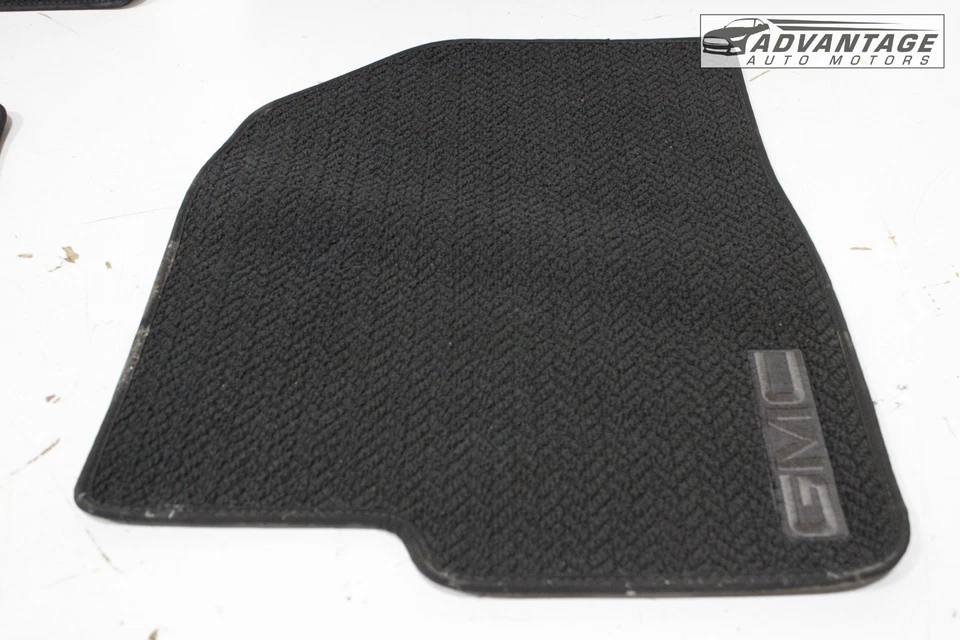 20-25 GMC SIERRA 2500 JUEGO ALFOMBRILLAS ALFOMBRILLAS DELANTERAS Y TRASERAS IZQUIERDA Y DERECHA OEM Foto 3 de 4