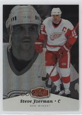 2006-07 Flair Showcase Upper Level Steve Yzerman #38 HOF 0i6