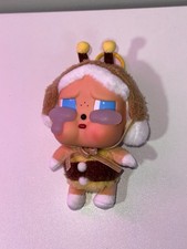 POP MART CRYBABY Crying Again Plush Pendant BEE Ill Bring You A Flower Keychain
