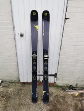 Blizzard Rustler 9 Skis 164cm/92mm With Marker Bindings. 