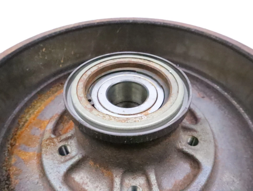 Tambour arrière gauche occasion DACIA DUSTER Phase 1 - 1.5 DCI 8v 110ch - - Photo 4/4