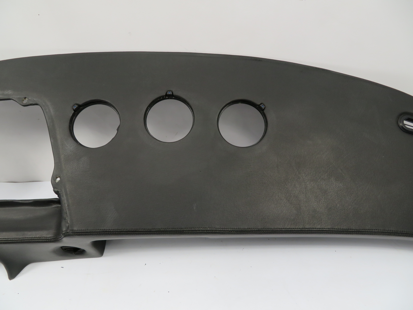 Ferrari 328 GTS #1108 Dashboard, Black Leather
