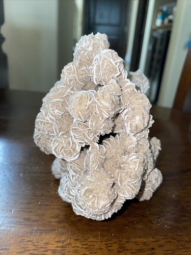 Natural Desert Rose selenite Cluster 1 lbs 11oz 5”x5”x4” - Picture 7 of 8