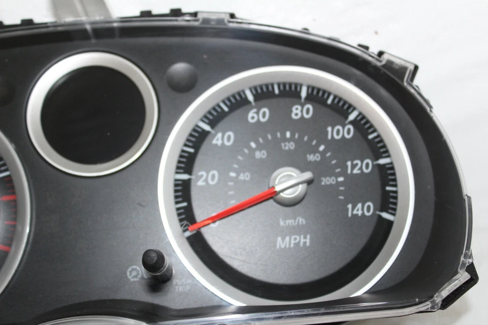 Painel de instrumentos velocímetro 2011 2012 Nissan Sentra medidores 96.441 - Imagem 4 de 4