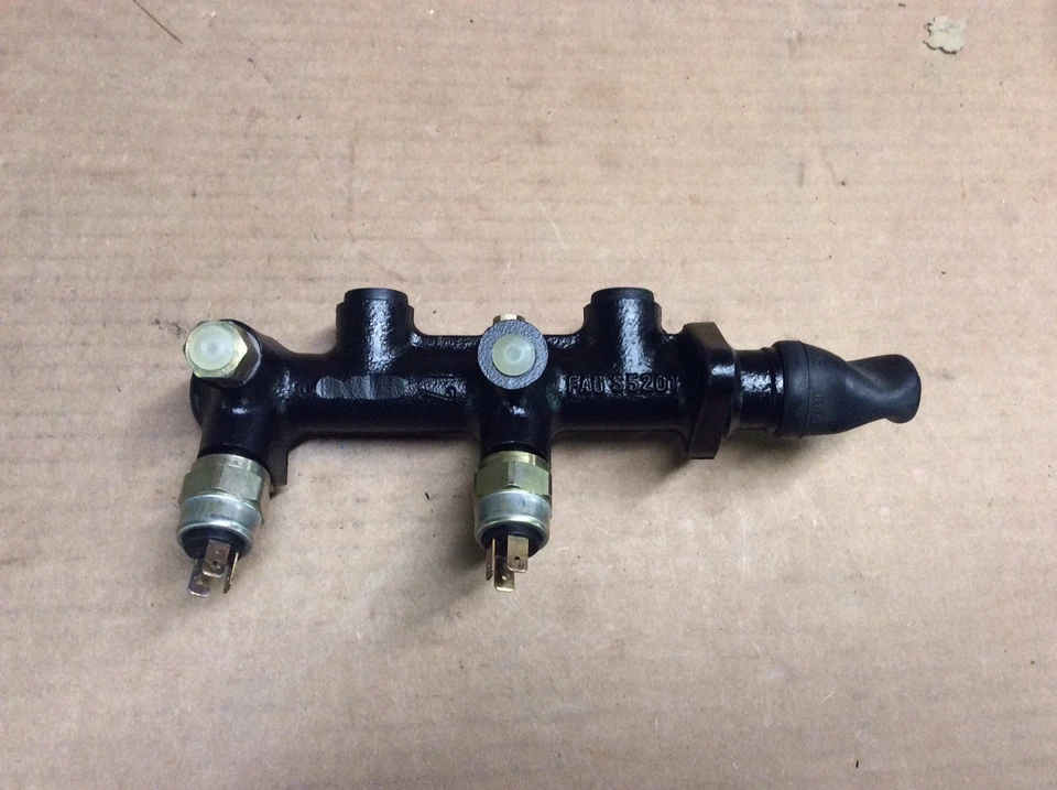 NUEVO ARI 83-96404 cilindro maestro de freno - se adapta a Volkswagen Rabbit 75-76 Foto 3 de 4