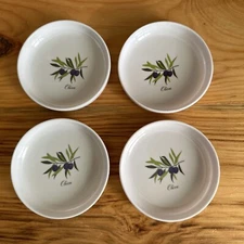 Xcell Plastic Dipping Sauce Condiment Serving Small Bowls/Olives Set of 4