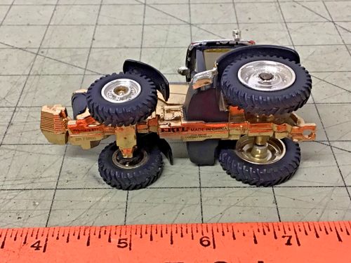 1/64 John Deere GOLD 8530 tractor with singles Hard To Find READ - Picture 5 of 5