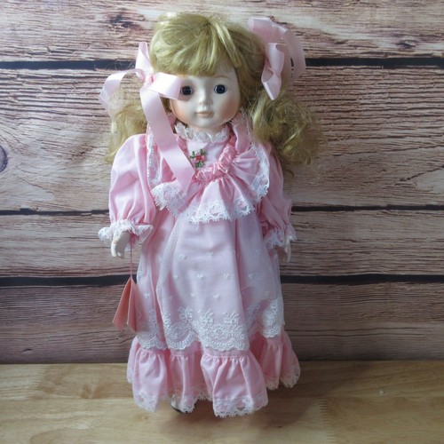 Talking Terri Brinns Doll in Box 16" Battery Operated 1986 - READ - Picture 2 of 15