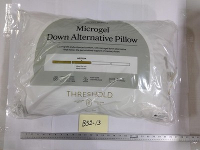 Threshold Microgel Down Alternative Pillow Standard/Queen White Medium Support