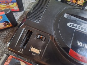 Sega Genesis Model 1 Console Bundle With Good Games! TESTED WORKING