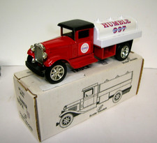 ERTL USA Diecast 1931 HAWKEYE HUMBLE OIL TANKER BANK 1/25 EXXON Travel Club