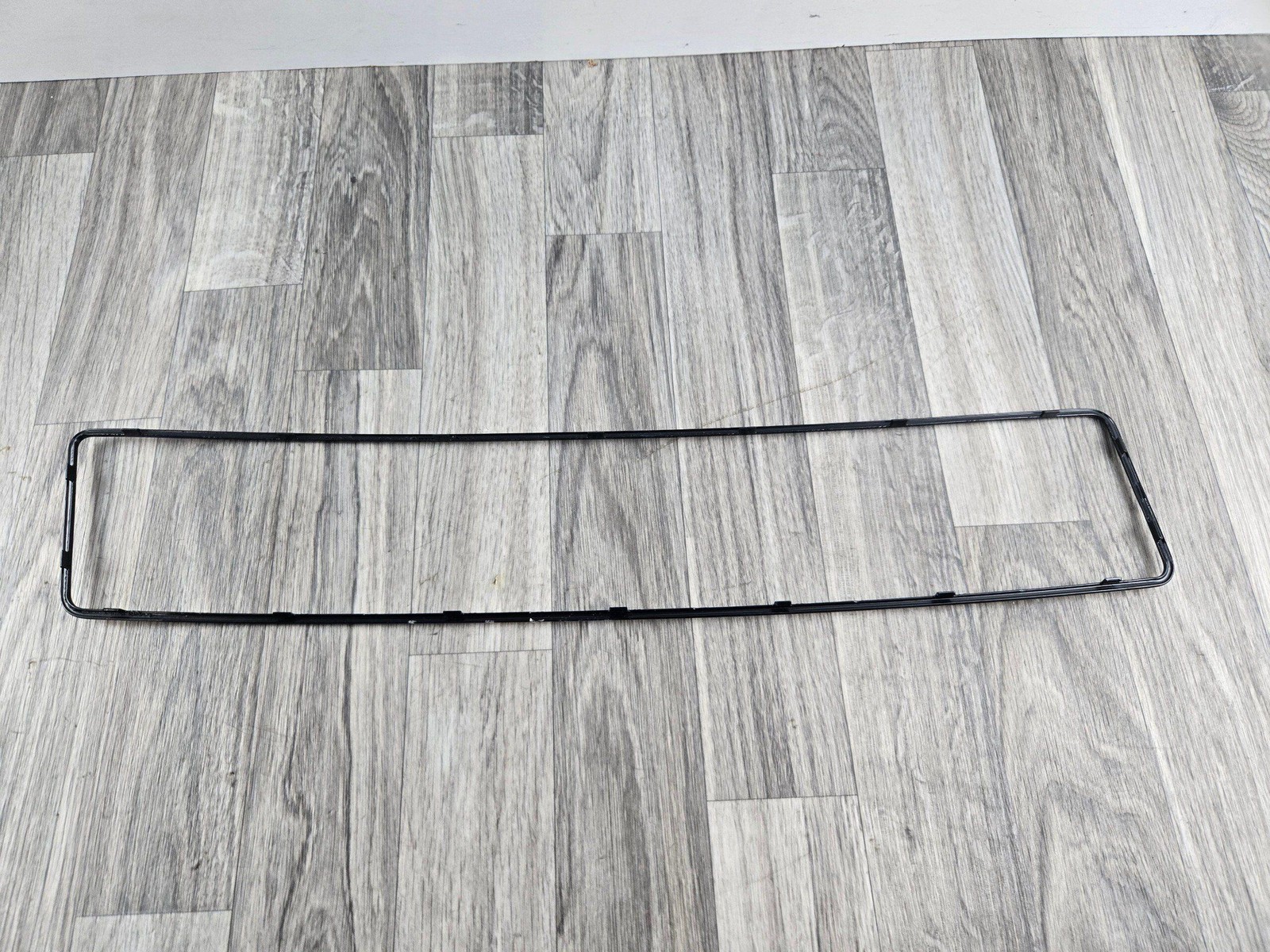 Bentley Finisher Grille Black LH UT12919PA