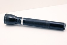 Maglite MagCharger Halogen Flashlight   Black No Battery, Working 